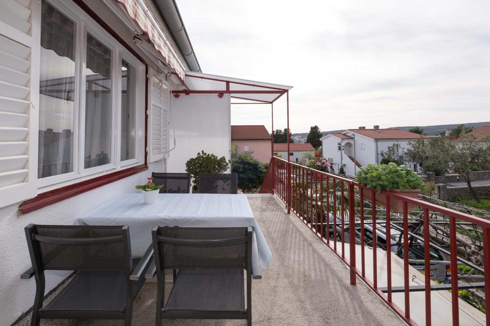 Apartment Lovorik *
