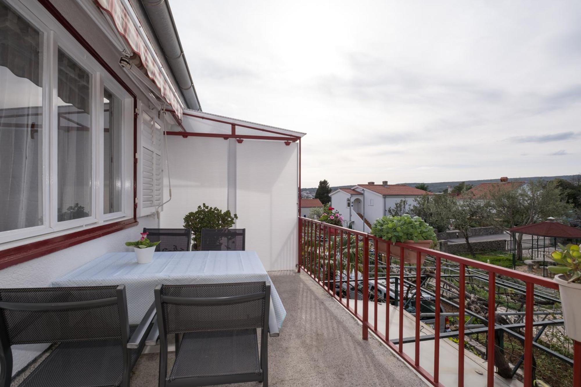 Apartment Lovorik *